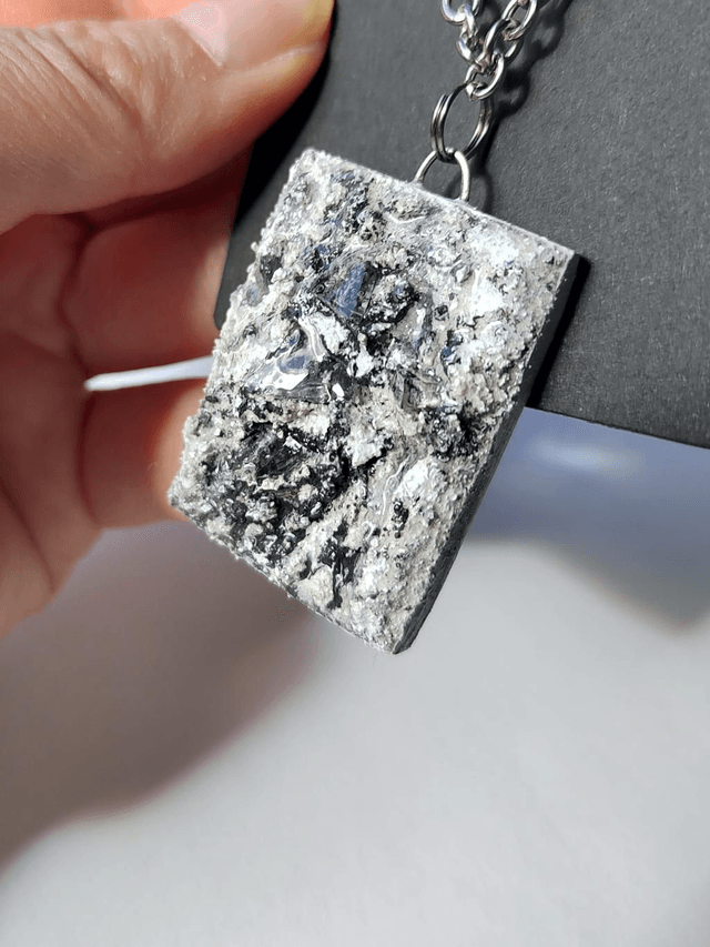 Freedom call 3 - Black and white textured pendant with chain