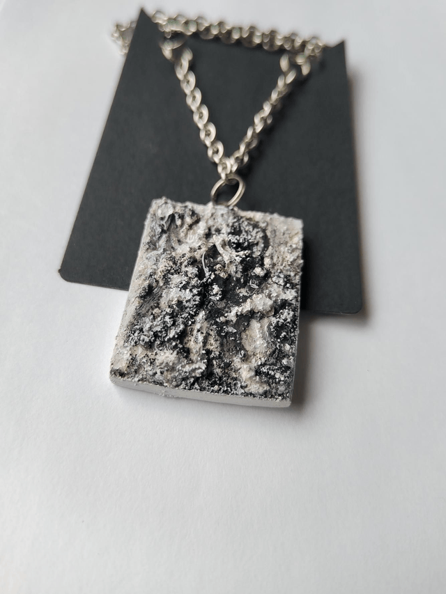 Freedom call 4 - Black and white textured pendant with chain