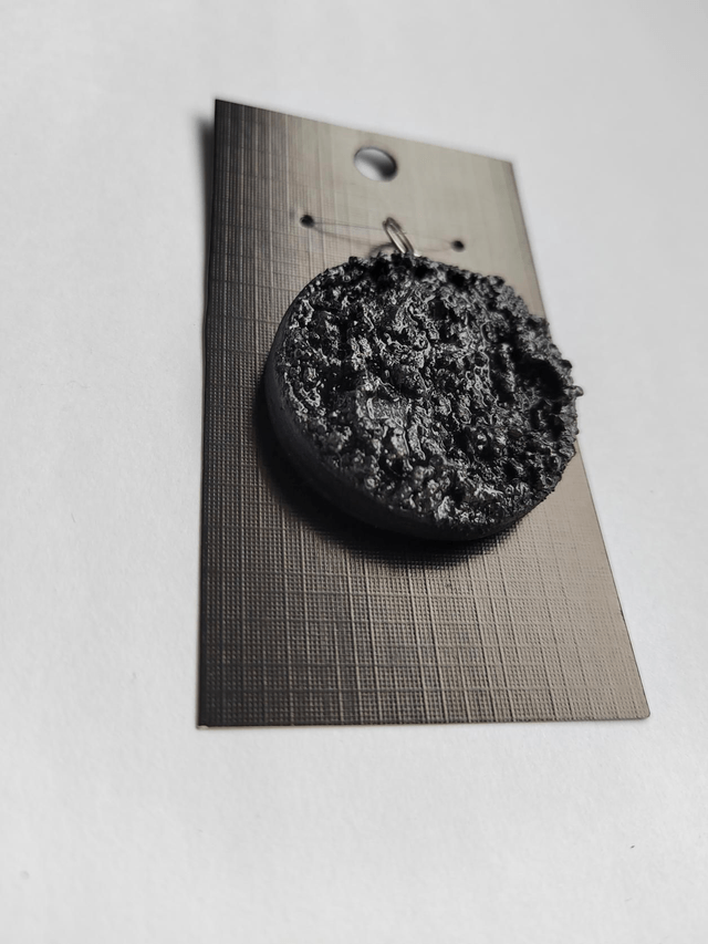 Freedom call 6 - Black textured pendant